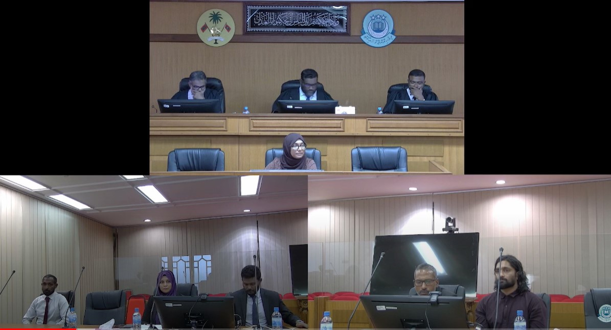 ހައިކޯޓުގައި ކުރިއަށްދިޔަ އަޑުއެހުމުގެ ތެރެއިން