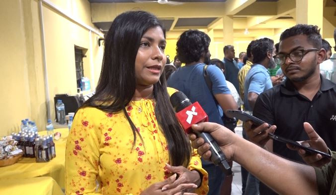 އައްޑޫ މީދޫ ދާއިރާގެ މެމްބަރު ރޮޒައިނާ އާދަމް