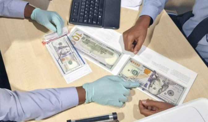 ޑޮލަރު - މިމައްސަލަ ފުލުހުން ދަނީ އިތުރަށް ތަހުގީގު ކުރަމުން