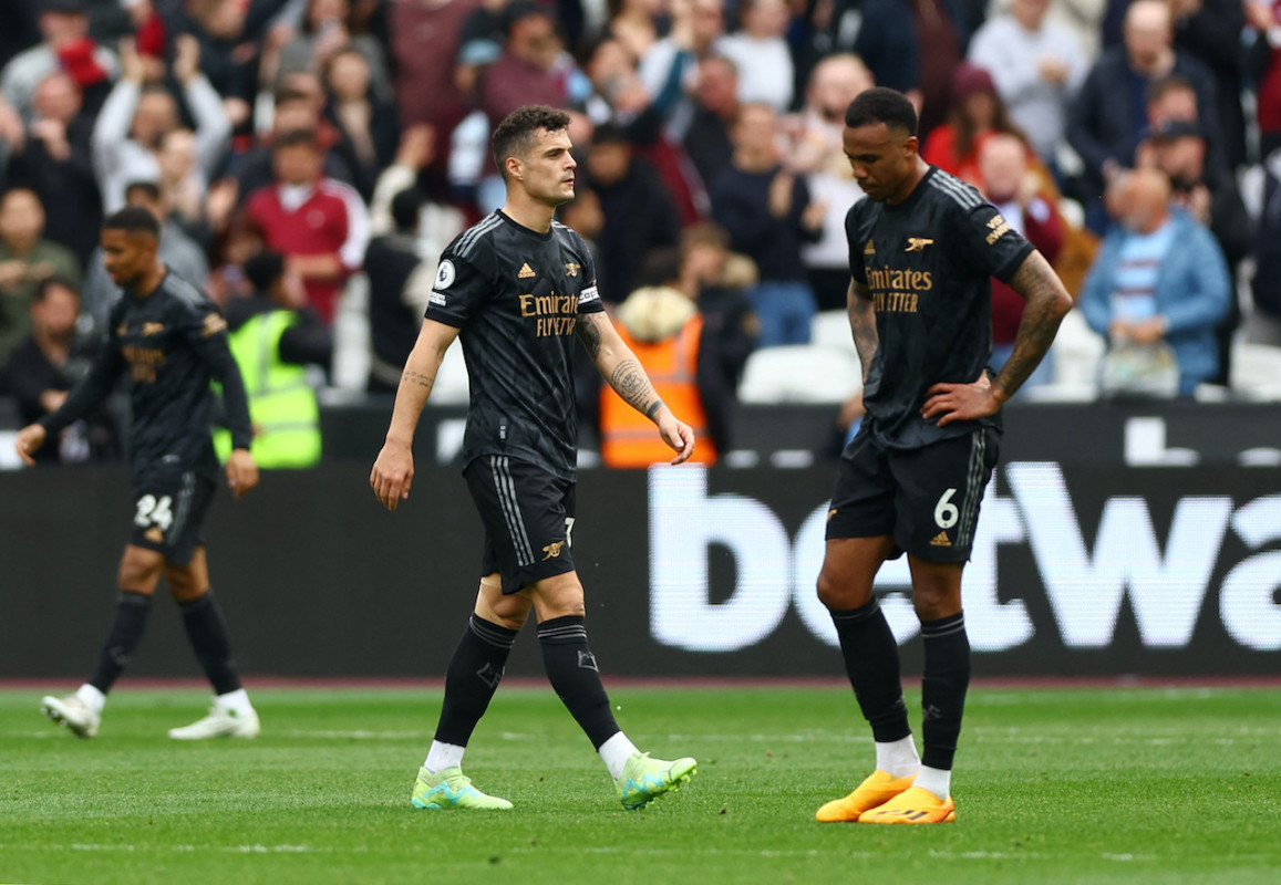 މެޗަށްފަހު އާސެނަލް ކުޅުންތެރިން މާޔޫސްވެފައި