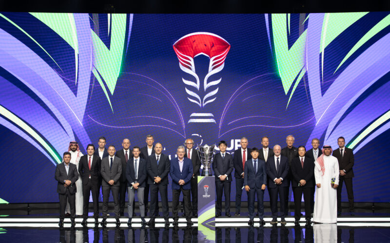 އޭޝިއަން ކަޕްގެ ގުރު ނެގުމަށްފަހު އޭއެފްސީއާއި ގައުމުގެތަކުގެ އޮފިޝަލުން، ތައްޓާއެކު