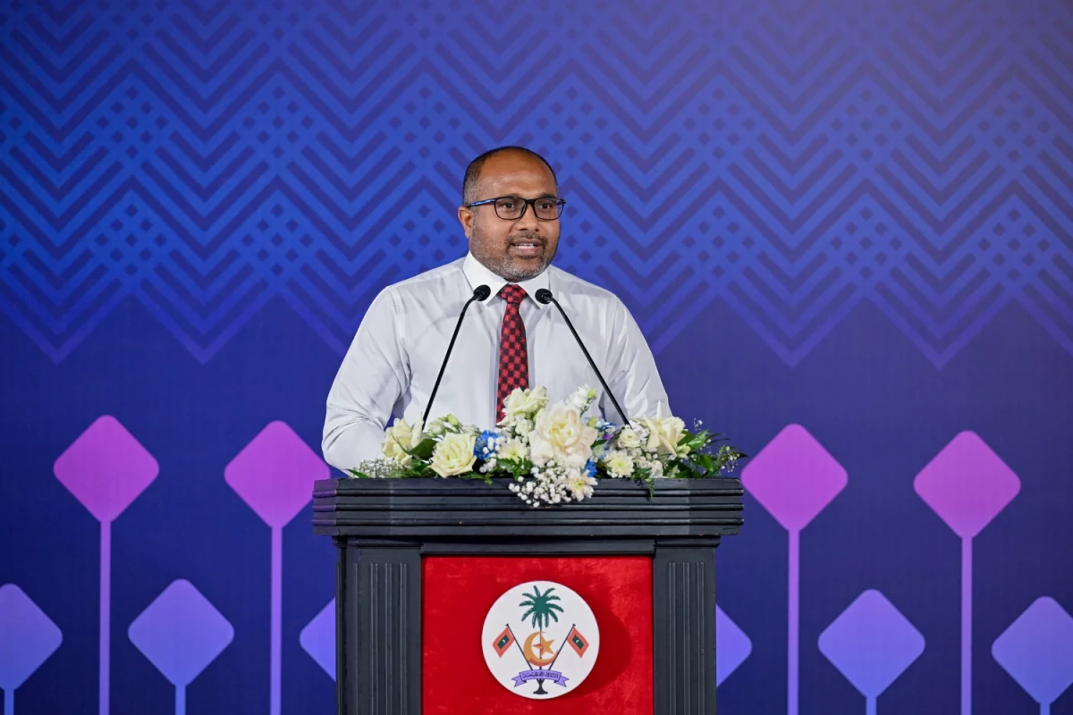 ހޯމް މިނިސްޓަރ އަލީ އިހުސާން