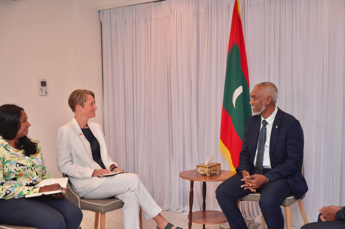 President-elect Dr. Mohamed Muizzu has met with the British Ambassador to the Maldives, Caron Röhsler