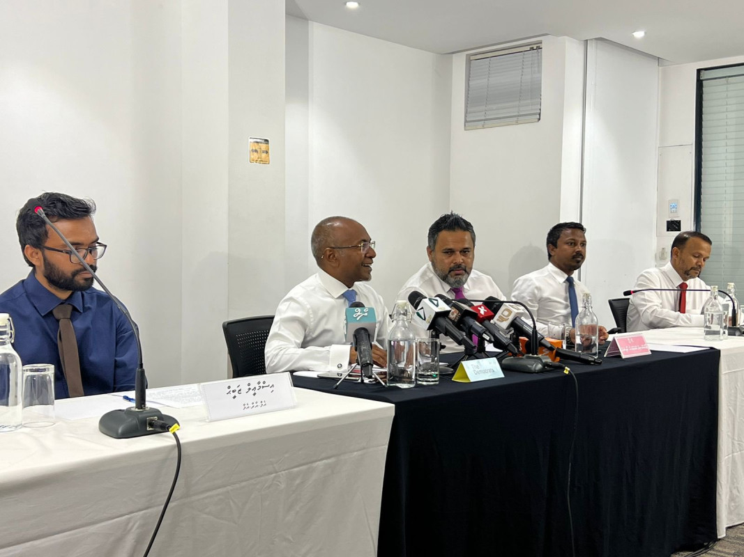 އާދިއްތަ ދުވަހުގެ ނޫސްވެރިންގެ ބައްދަލުވުމުގައި ބައިވެރިވި ޕާޓީތަކުގެ މެމްބަރުން