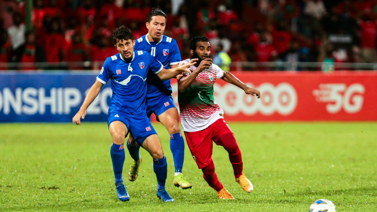 އުރީދޫ ސާފް ޗެމްޕިއަންޝިޕުގައި ނޭޕާލާއި ރާއްޖެ ބައްދަލުކުރި މެޗުގެ ތެރެއިން - ފޮޓޯ: އިމޭޖަސް.އެމްވީ