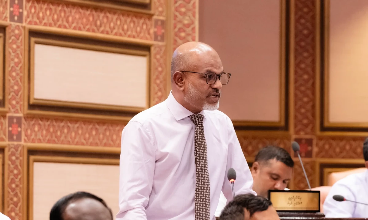 ދިއްގަރު ދާއިރާގެ މެމްބަރު އަހުމަދު ނާޒިމް