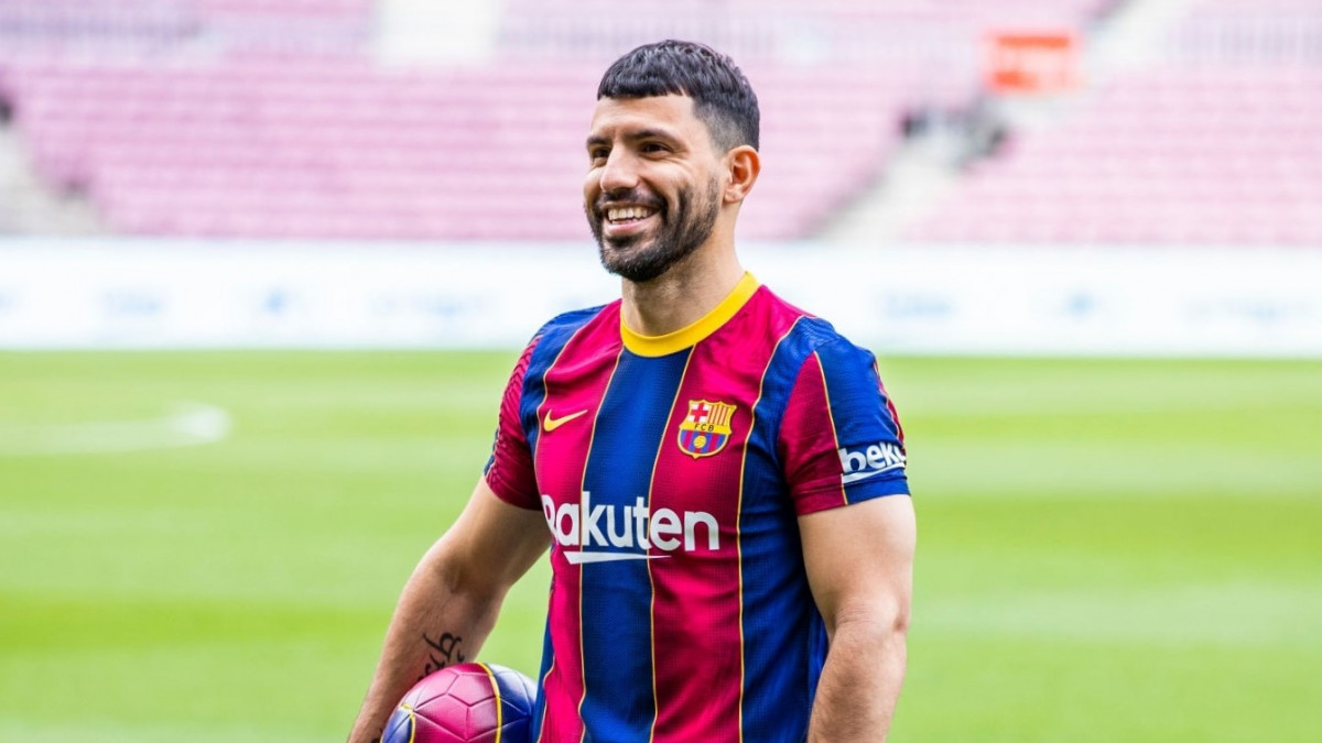 ބާސާއާ ގުޅުނު އާޖެންޓީނާގެ ތަޖުރިބާކާރު ފޯވާޑް ސާޖިއޯ އަގުއޭރޯ