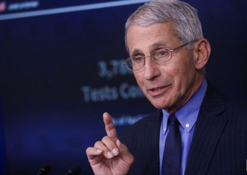 އެމެރިކާގެ އިންފެކްޝަސް ޑިޒީޒްގެ ޑޮކްޓަރ އަދި ރައީސް ޖޯ ބައިޑެންގެ ޗީފް މެޑިކަލް އެޑްވައިޒަރ އެންތަނީ ފައުޗީ