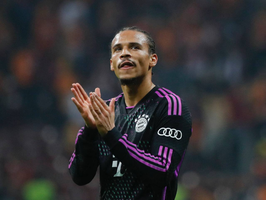 ބަޔާން މިއުނިކަށް ކުޅެމުން އަންނަ ޖަރުމަނުގެ ލެރޯއީ ސާނޭ