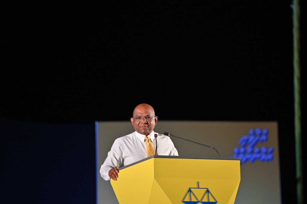 ކުޅުދުއްފުށީގައި ބޭއްވި އުފާވެރި އަމާން ރާއްޖެ ކެމްޕެއިން ޖަލްސާގައި ޝާހިދު ވާހަކަފުދައްކަވަނީ