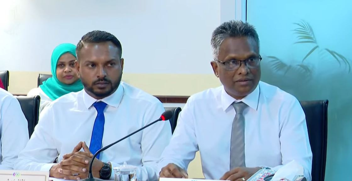 ރައީސް ޑރ.މުހައްމަދު މުއިއްޒު މާލެ ސިޓީ ކައުންސިލާއި އެކު ބޭއްވި ބައްދަލުކުރެއްވުމުގައި މާލެ ސިޓީ ކައުންސިލްގެ މޭޔަރ އާދަމް އާޒިމް ވާހަކަވަނީ