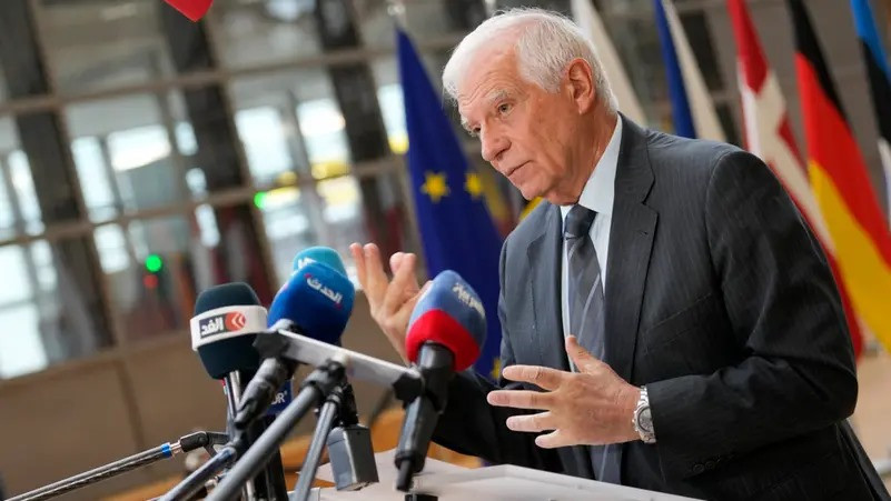 ޔޫރަޕިއަން ޔޫނިއަންގެ ޚާރިޖީ ސިޔާސަތުގެ ވެރިޔާ ޖޯސެފް ބޮރެލް ބްރަސަލްސްގައި ހުންނަ ޔޫރަޕިއަން ކައުންސިލްގެ އިމާރާތުގައި އީޔޫގެ ޚާރިޖީ ވަޒީރުންގެ ބައްދަލުވުމަށް ވަޑައިގަންނަވަނީ