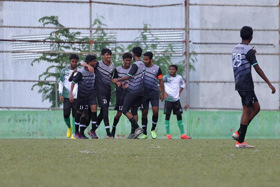 އަހުމަދިއްޔާއާއި އަރަބިއްޔާ ބައްދަލުކުރި މެޗުގެ ތެރެއިން