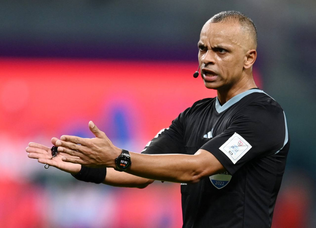 އެމެރިކާ އަދި ނެދަލެންޑްސް ކުޅުނު މެޗުގެ ތެރެއިން - ފޮޓޯ: ރޮއިޓާސް