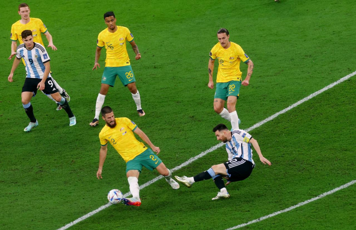 އޮސްޓްރޭލިޔާ އަދި އާޖެންޓީނާ ކުޅުނު މެޗުގެ ތެރެއިން - ފޮޓޯ: ރޮއިޓާސް