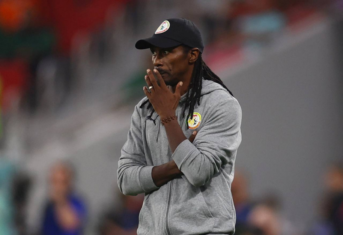 ނެދަލޭންޑްސް އަދި ސެނެގާލް ބައްދަލު ކުރި މެޗުގެ ތެރެއިން، ސެނެގާލްގެ ކޯޗު ސީސޭ: ފޮޓޯ - ރޮއިޓާސް    