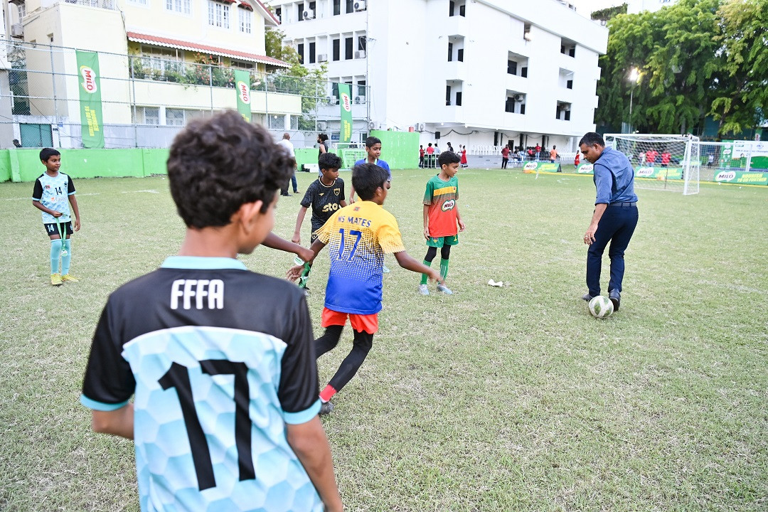 މައިލޯ އެކެޑަމީ ޗެންޕިއަންޝިޕް 2023 ގެ 12 އަހަރުން ދަށުގެ މުބާރާތް ނިންމުމުގެ ރަސްމިއްޔާތުގެ ތެރެއިން - ފޮޓޯ: ރައީސް އޮފީސް
