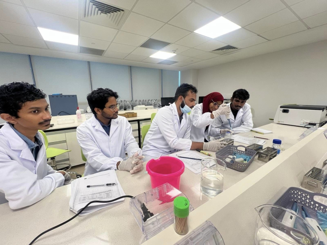 ސްކޫލް އޮފް މެޑިސިންގެ ދަރިވަރުންތަކެއް