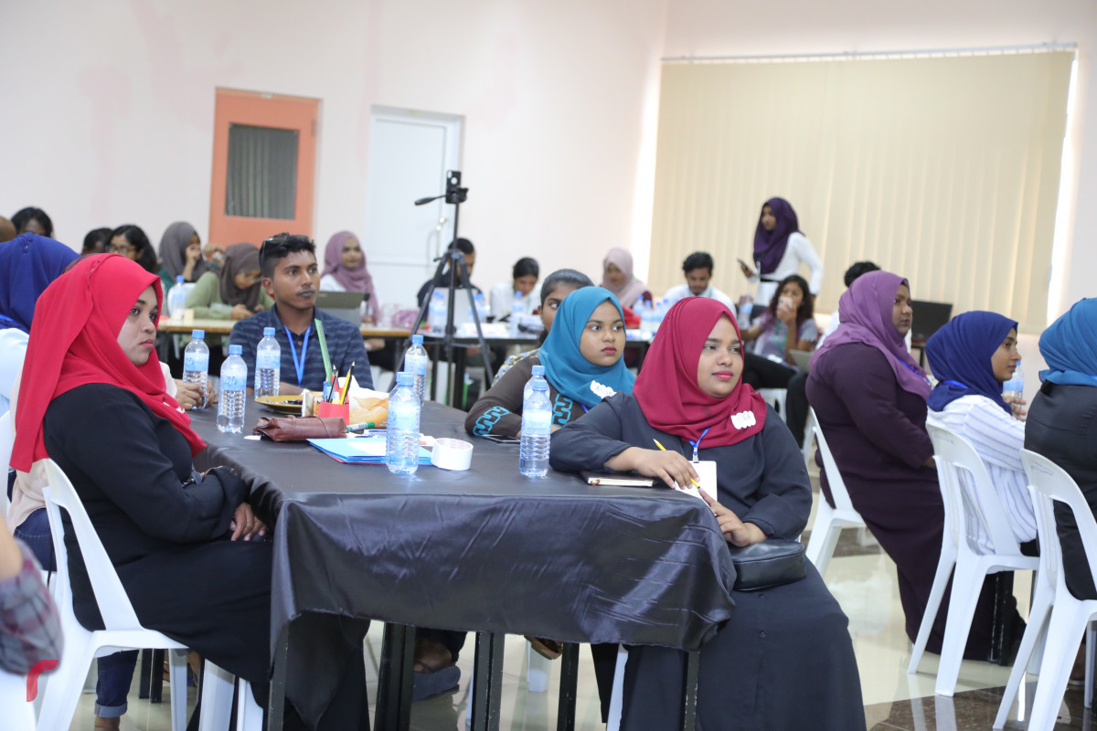 ދިވެހި ޒުވާނުން