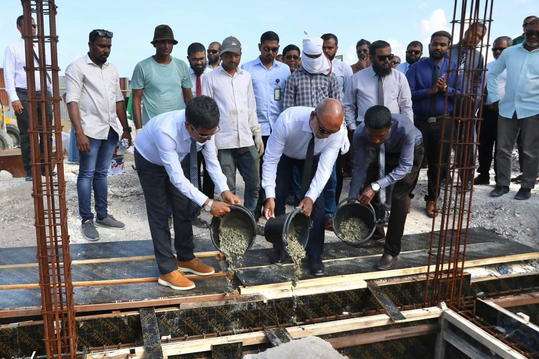 ހއ.ތުރާކުނުގައި އަލަށް އިމާރާތްކުރާ މިސްކިތުގެ ޢަމަލީ މަސައްކަތް ފެށުމުގެ ރަސްމިއްޔާތުގެ ތެރެއިން