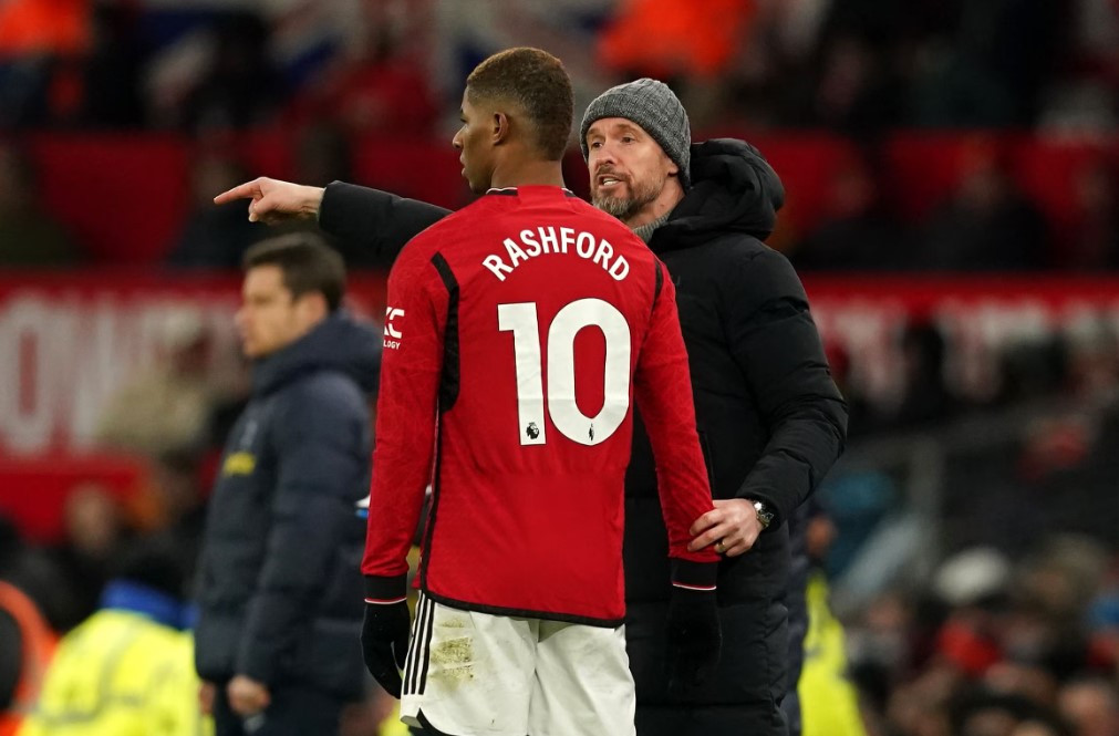 މެންޗެސްޓަރ ޔުނައިޓެޑުގެ ކޯޗު އެރިކް ޓެން ހާގް އަދި މާކަސް ރަޝްފޯޑު