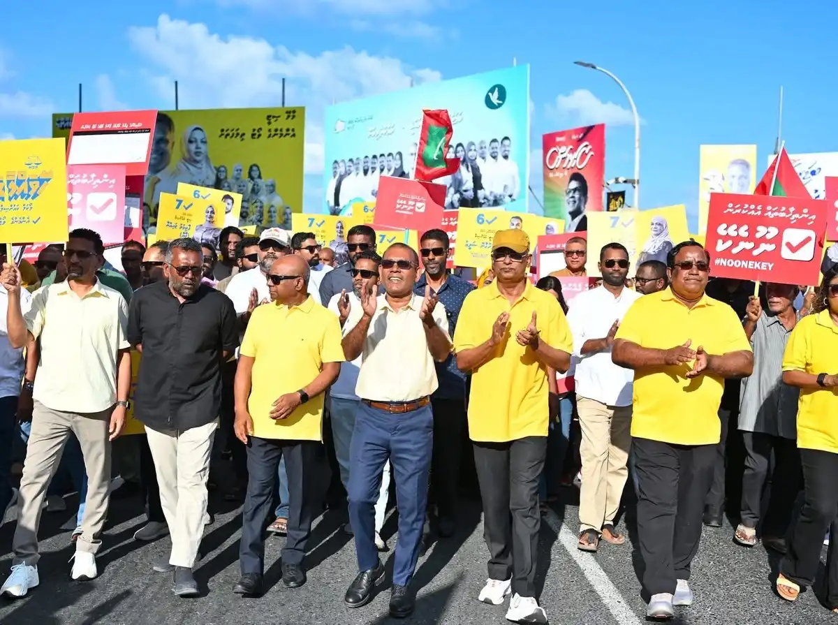 ކައުންސިލް އިންތިހާބުގެ ކެމްޕޭން ނިންމާލަން ބޭއްވި ހިނގާލުމުގައި (ކ-ވ) ގަޕޯ، ރައީސް ސޯލިހު، ރައީސް ނަޝީދު، ޝާހިދު އަދި ފައްޔާޒު.