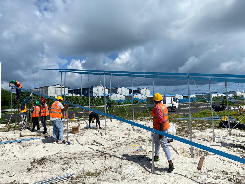 ލިންކް ރޯޑްގައި ސޯލާ ޖެހުމުގެ މަސައްކަތް ކުރިއަށްދަނީ