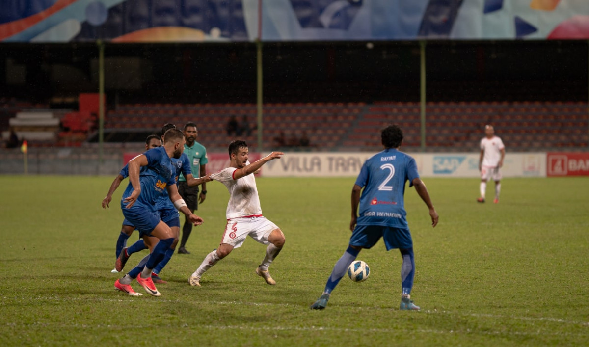 ކުޑަ ހެންވޭރާއި ބުުރު ބައްދަލުކުރި މެޗުގެ ތެރެއިން