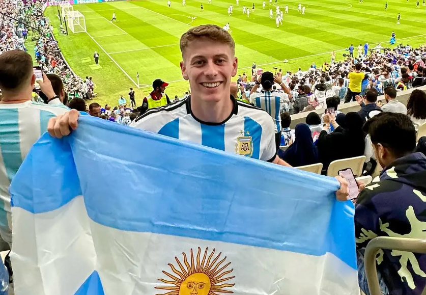 ފީފާ ވޯލްޑް ކަޕްގެ މެޗެއްގައި ބެން އާޖެންޓީނާގެ ދިދައާއެކު