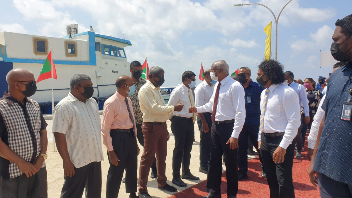 ރައީސް ސާލިހް ޅ. ކުރެންދޫއަށް ވަޑައިގަތުން - އާދިއްތަ ދުވަހުގެ ހަވީރު ރައީސް ރައްޔިތުންނާއި ބައްދަލު ކުރައްވާނެ - ފޮޓޯ: ރާއްޖެއެމްވީ