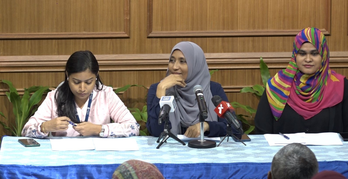 އެމްއެންޔޫއިން ބޭއްވި ނޫސްވެރިންގެ ބައްދަލުވުން