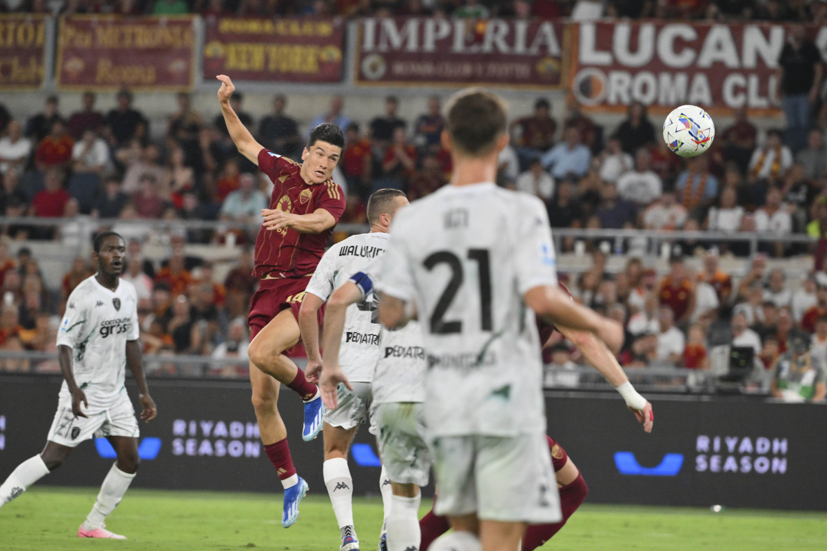 ރޯމާ އަދި އެމްޕޮލީ ކުޅުނު މެޗުގެ ތެރެއިން