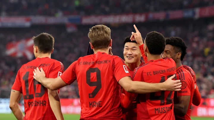 މެޗުގައި ލަނޑު ޖެހުމަށްފަހު ބަޔާާންގެ ކުޅުންތެރިން އުފާ ފާޅު ކުރަނީ