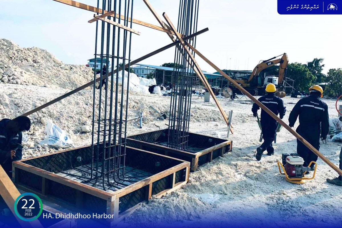 ދިއްދޫ ބަނދަރުގެ ޖެޓީ ހެދުމުގެ މަސައްކަތް ކުރިއަށްދަނީ