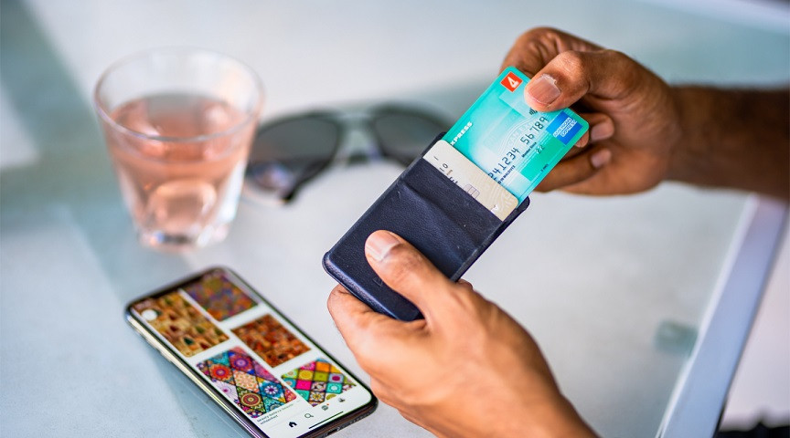 ބީއެމްއެލް އެމެކްސް ކާޑު