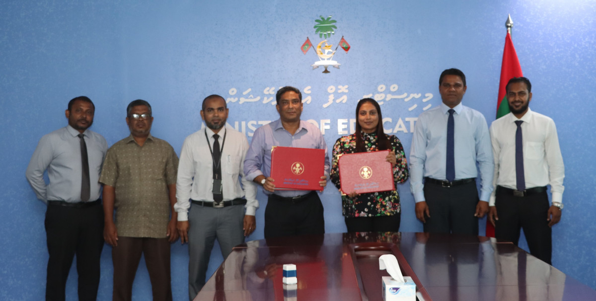 މާޅެންދޫ ސްކޫލް އިމާރާތުގެ މަސައްކަތް ހަވާލުކުރުމުގެ ރަސްމިއްޔާތުގެ ތެރެއިން