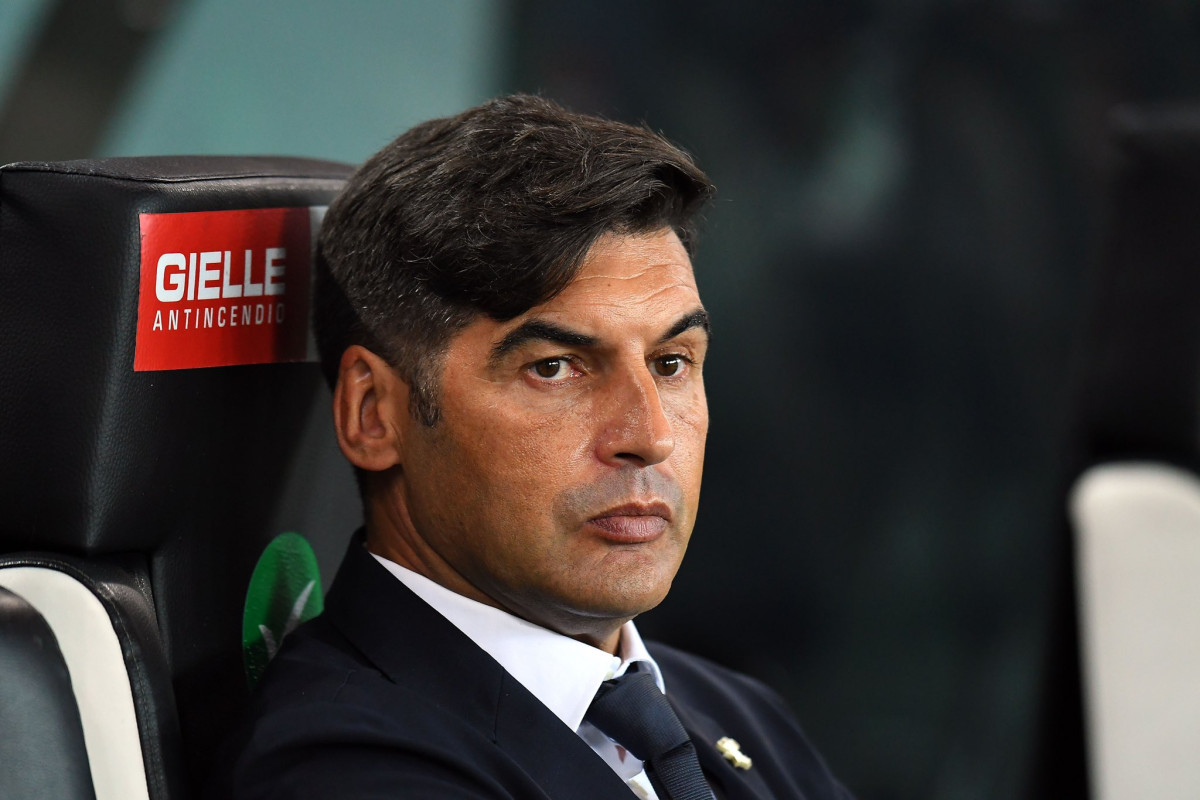 ލީލްގެ ކޯޗުކަމުން ވަކިވި ފޮންސެކާ