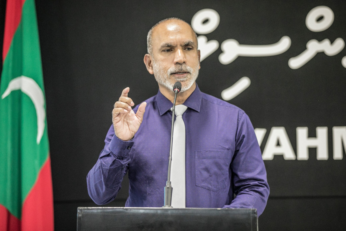 އިސްލާމިކް މިނިސްޓަރ ޑރ. އަހުމަދު ޒާހިރު އަލީ