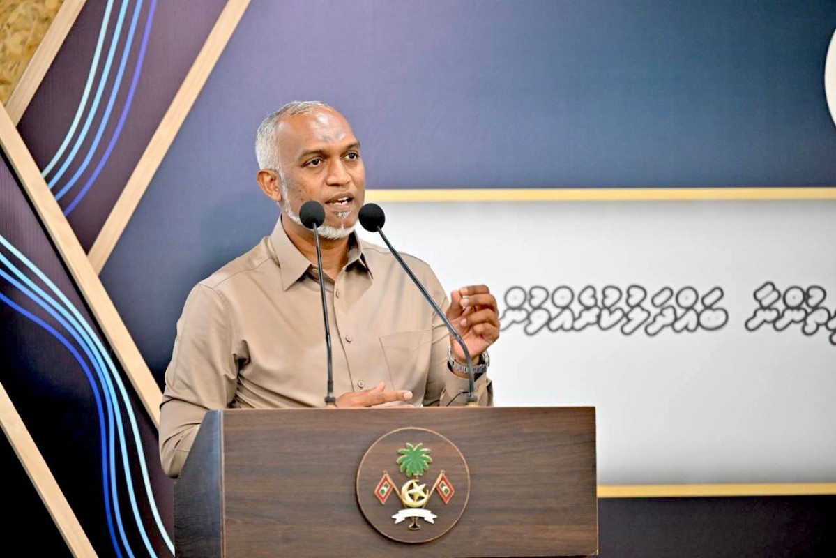 މަތިވެރީގެ ރައްޔިތުންނާއި ބައްދަލުކުރައްވައި ރައީސުލްޖުމްހޫރިއްޔާ ޑރ.މުހައްމަދު މުއިއްޒު ވާހަކަފުޅު ދައްކަވަނީ