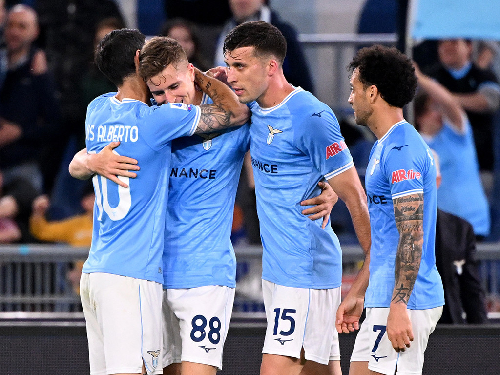 ލާޒިއޯގެ ދެވަނަ ލަނޑު ޖެހުމަށްފަހު ބޭސިކް