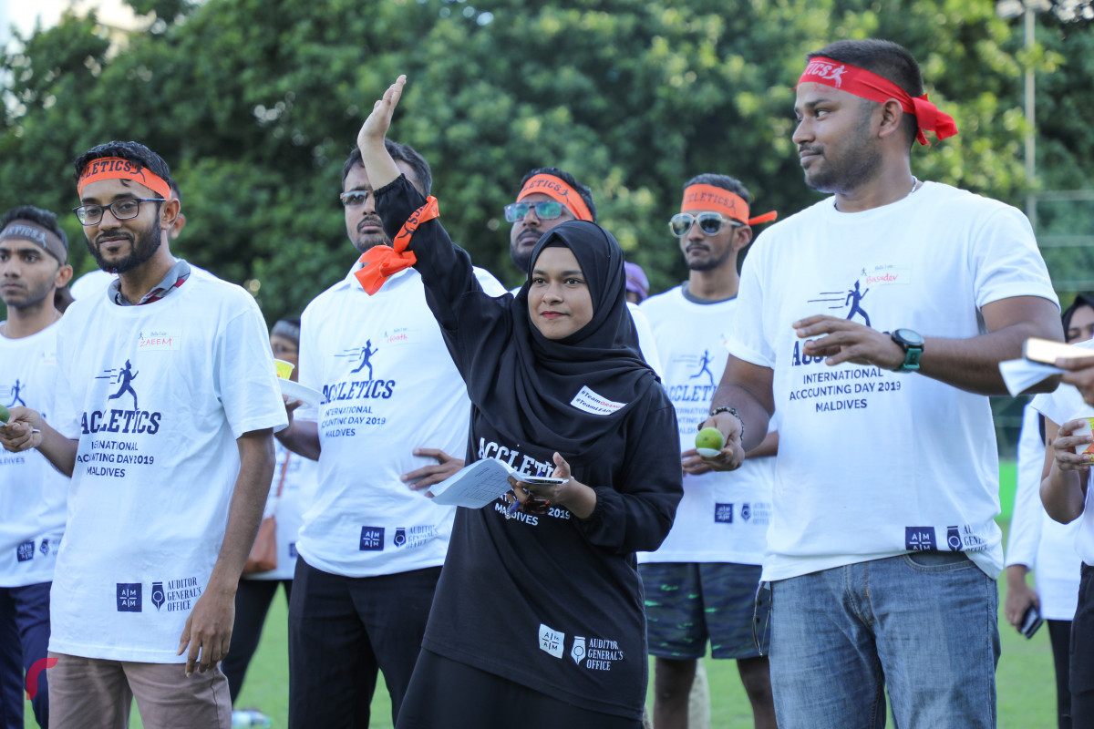 12 ނޮވެންބަރު 2019 އިޓަނޭޝަނަލް އެކައުންޓިންގް ޑޭ ފާހަގަ ކުރުން -- ޕޮޓޯ : ޔޫސުފް ސޮފްވާން