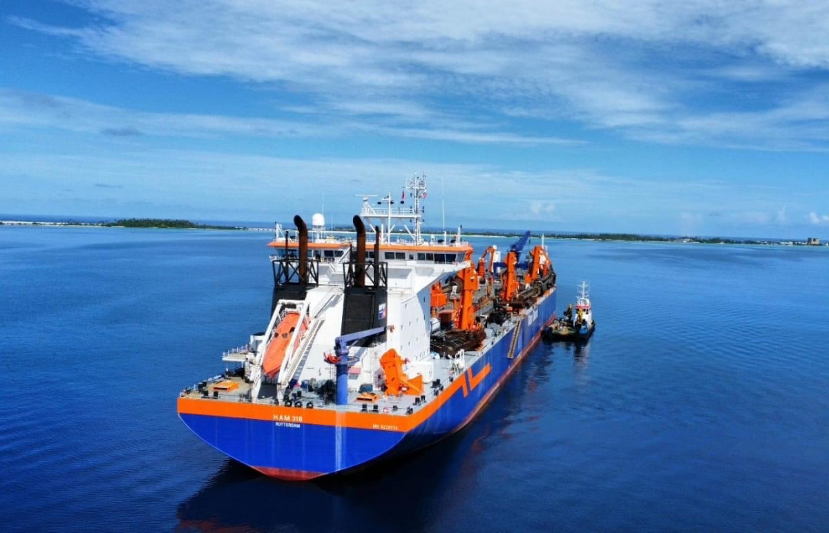 އައްޑޫ ބިން ހިއްކުމަށް ބޭނުންކުރާ ނެދަލޭންޑްސްގެ ވެން އޫޑްގެ ޑްރެޖަރ އައްޑޫސިޓީގައި ބަނދަރުކޮށްފައި