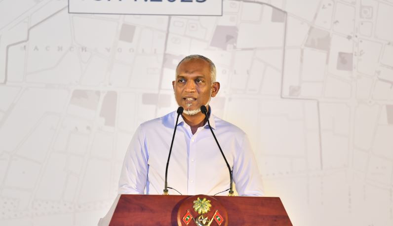 ރައީސް ޑރ.މުހައްމަދު މުއިއްޒު