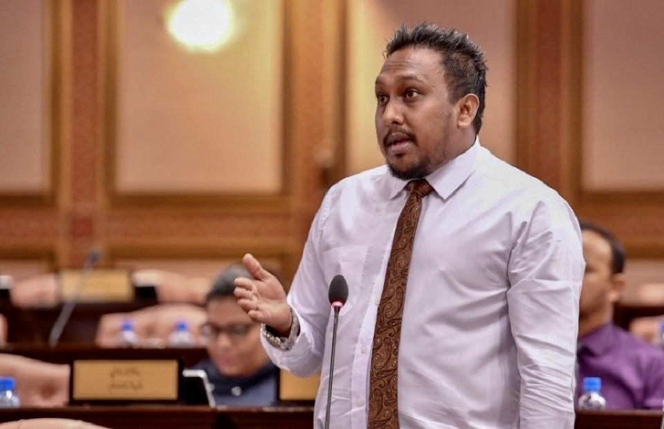 ނޮޅިވަރަމް ދާއިރާގެ މެމްބަރު މުހައްމަދު ނަޝީދު،