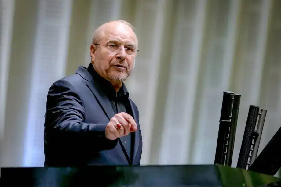 އީރާާންގެ ޤާނޫނު ހަދާ މަޖިލީހުގެ ރައީސް މުޙައްމަދު ބާގިރު ޣަލިބާފް