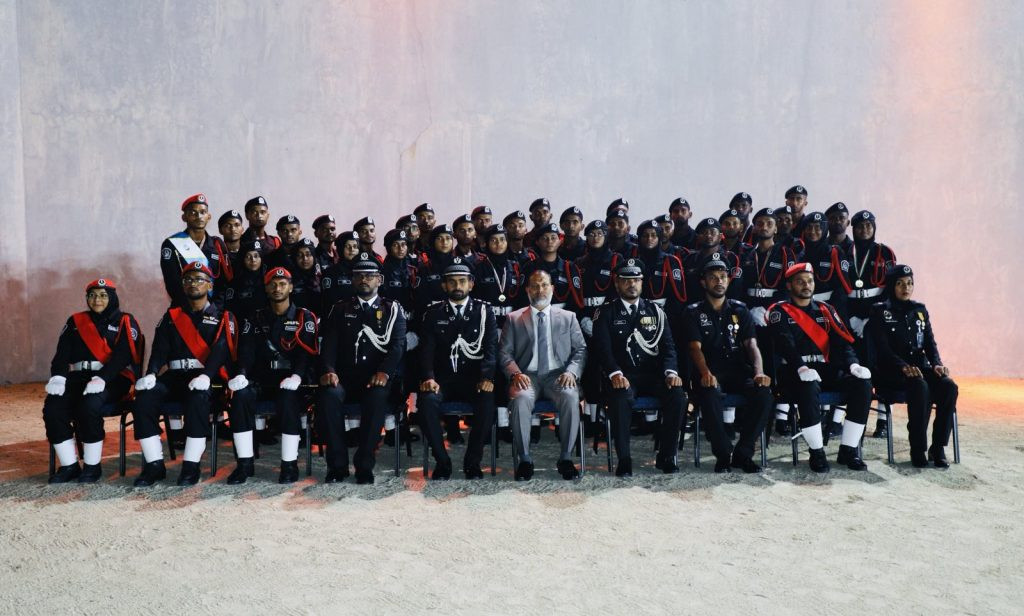 އަސާސީ ތަމްރީން ޕްރޮގްރާމްގެ 25 ވަނަ ބެޗްގެ ދަސްވެނިވުމުގެ ރަސްމިއްޔާތުގެތެރެއިން