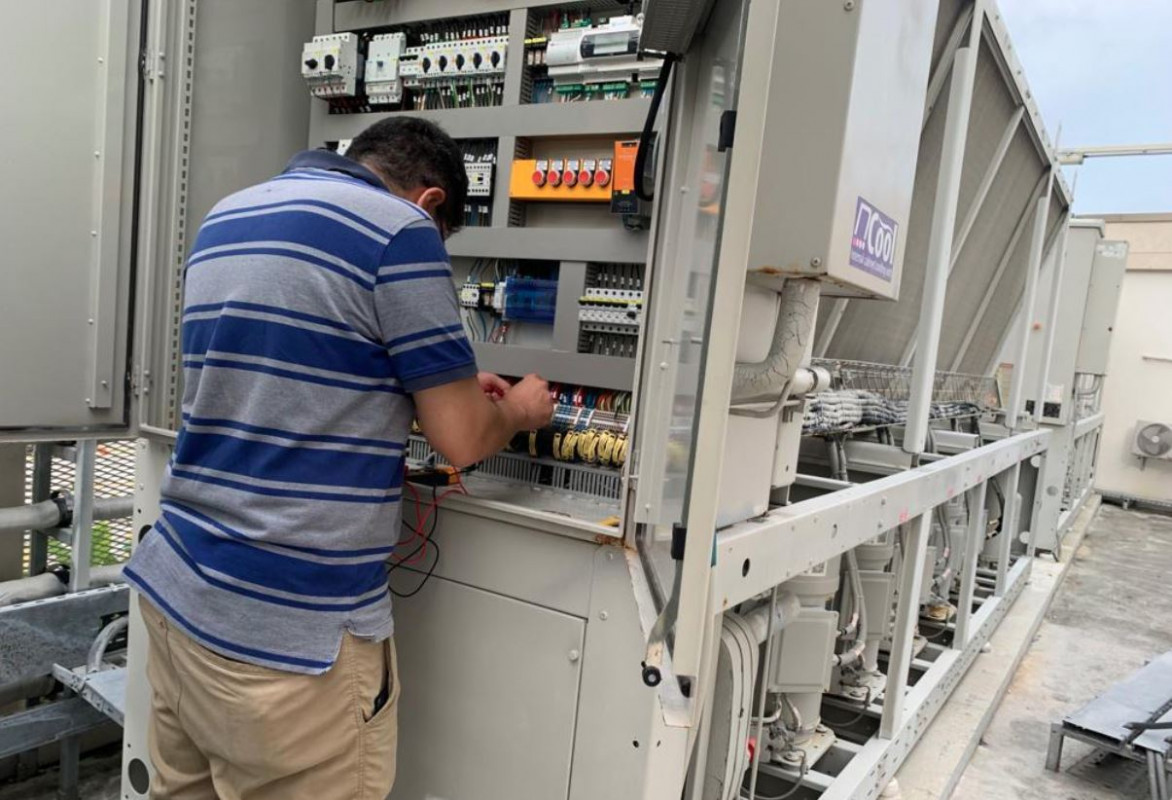 ސަލްމާން މިސްކިތުގެ އެއަރކޮންޑިޝަން ސިސްޓަމަށް ދިމާވެފައިވާ މައްސަލަ ހައްލުކުރުމުގެ މަސައްކަތުގެ ތެރެއިން