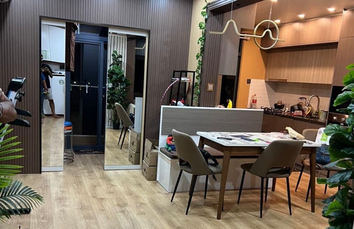 ހިޔާ ފްލެޓްގެ ދެ އެޕާޓްމަންޓެއްގެ އިންފާރު ތަޅާލައި އެއްކޮށްލުން