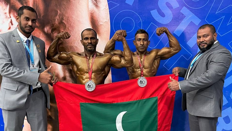 ދުނިޔޭގެ ބޮޑީބިލްޑިން މުބާރާތުން ރިހި މެޑަލް ހޯދި މުޙައްމަދު މޫސާ އާއި މުޙައްމަދު ރަޝީދު