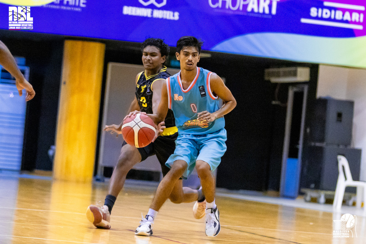 ގައުމީ ބާސްކެޓް ލީގުގައި ރޯޔަލް ބީސީއާއި ސްޓިންގާސް ވާދަކުރި މެޗުގެ ތެރެއިން